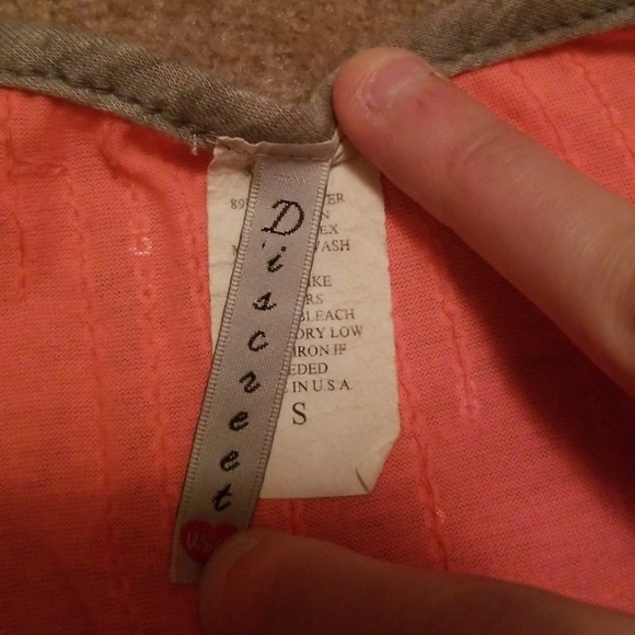 Pink shirt - Picture 3 of 3